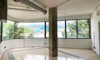 PR18880 Bodega en venta en el sector Villa Carlota, El Poblado, Medellin