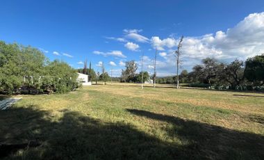 VENDO RANCHO 5.5 HECTAREAS CARRETERA SAN MIGUEL A DOLORES, CON CASAS, CABALLERIZAS, POZO, PEGADAS AL RIO LAJA Y CARRETERA DEL LADO DE DOLORES, HIDALGO