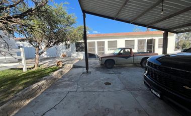 VENDO RANCHO 5.5 HECTAREAS CARRETERA SAN MIGUEL A DOLORES, CON CASAS, CABALLERIZAS, POZO, PEGADAS AL RIO LAJA Y CARRETERA DEL LADO DE DOLORES, HIDALGO