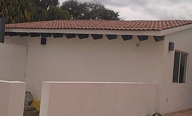VENDO RANCHO 5.5 HECTAREAS CARRETERA SAN MIGUEL A DOLORES, CON CASAS, CABALLERIZAS, POZO, PEGADAS AL RIO LAJA Y CARRETERA DEL LADO DE DOLORES, HIDALGO