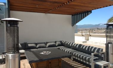 PENT HOUSE EN ALTA VITTA CON VISTAS ESPECTACULARES