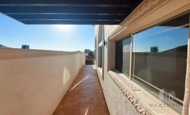 VENTA DE AMPLIA CASA EN RINCON DE LAS LOMAS
