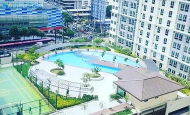 MAKATI CITY PET FRIENDLY - FREE APPLIANCE - 30k PER Month Near MRT MAGALLANES and AIRPORT