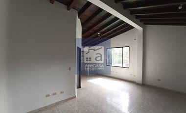 COD. 9266 SE ARRIENDA CASA CAMPESTRE CON OFICINA Y BODEGAS PROVENZA