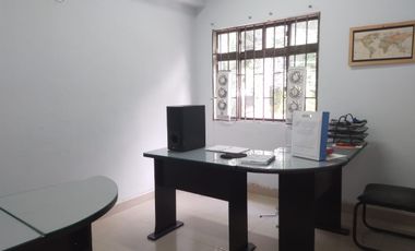 PR20678 Casa comercial independiente en arriendo en el sector Conquistadores