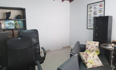 PR20678 Casa comercial independiente en arriendo en el sector Conquistadores