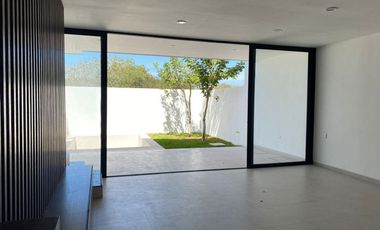 Conjunto de casas en venta en Temozon Norte , salida directa a carretera Mérida Progreso
