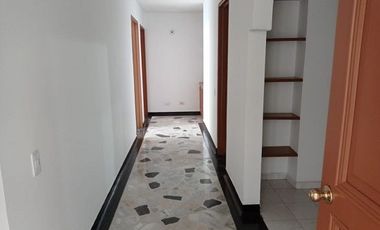 ARRIENDO APARTAMENTO BARRIO QUIRINAL