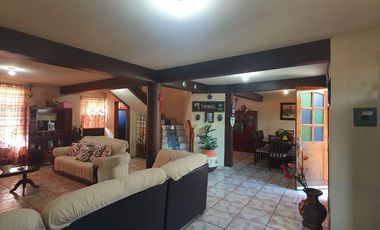 Casa COLINA II amueblada, de gran tamaño, muy cerca del pueblo bonitas vistas y conetada con la naturaleza en Ixtapan de la Sal EDOMEX