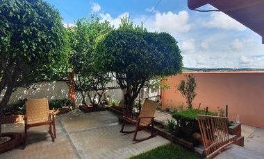 Casa COLINA II amueblada, de gran tamaño, muy cerca del pueblo bonitas vistas y conetada con la naturaleza en Ixtapan de la Sal EDOMEX