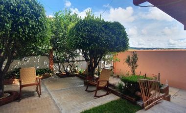 Casa COLINA II amueblada, de gran tamaño, muy cerca del pueblo bonitas vistas y conetada con la naturaleza en Ixtapan de la Sal EDOMEX