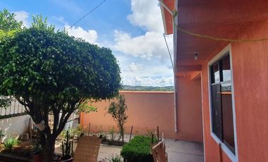 Casa COLINA II amueblada, de gran tamaño, muy cerca del pueblo bonitas vistas y conetada con la naturaleza en Ixtapan de la Sal EDOMEX