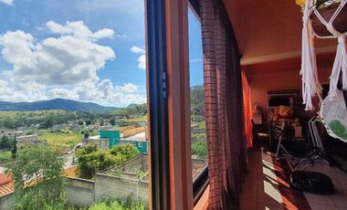 Casa COLINA II amueblada, de gran tamaño, muy cerca del pueblo bonitas vistas y conetada con la naturaleza en Ixtapan de la Sal EDOMEX