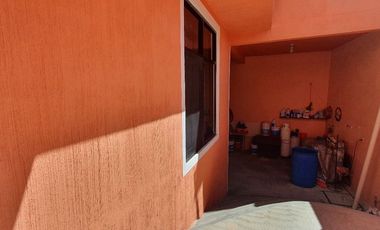 Casa COLINA II amueblada, de gran tamaño, muy cerca del pueblo bonitas vistas y conetada con la naturaleza en Ixtapan de la Sal EDOMEX