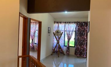 Casa COLINA II amueblada, de gran tamaño, muy cerca del pueblo bonitas vistas y conetada con la naturaleza en Ixtapan de la Sal EDOMEX