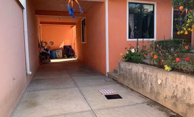 Casa COLINA II amueblada, de gran tamaño, muy cerca del pueblo bonitas vistas y conetada con la naturaleza en Ixtapan de la Sal EDOMEX