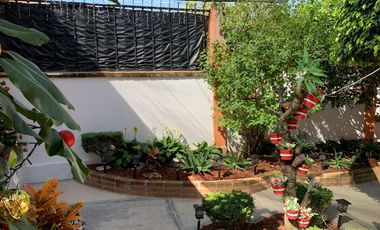 Casa COLINA II amueblada, de gran tamaño, muy cerca del pueblo bonitas vistas y conetada con la naturaleza en Ixtapan de la Sal EDOMEX