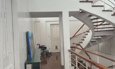 4 Storey House & Lot in White Plains Subdivision, Quezon City