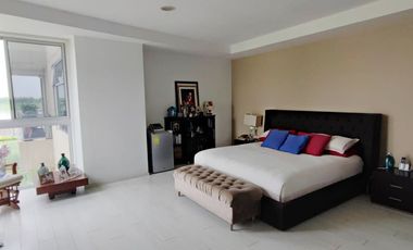 D202 - Alquiler Departamento en Urb. Guayaquil Tenis Samborondón Vista al Río