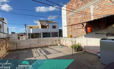 Venta de Casa sector redondel de Ajaví