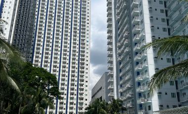Grass Residences 1BR with balcony near SM North