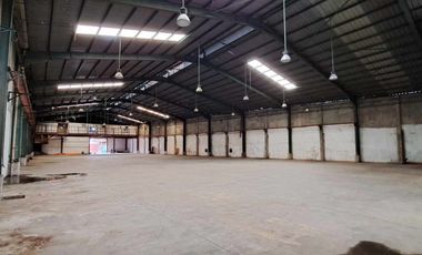 Warehouse with Loading Bay in Lapu-lapu City for Rent Ideal for Manufacturing and Distribution