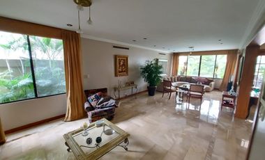 Samborondon, Venta de linda casa 4 dormitorios con piscina