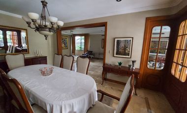 Samborondon, Venta de linda casa 4 dormitorios con piscina
