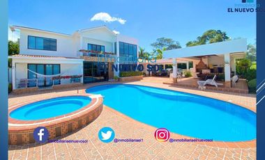 GRAN CASA CAMPESTRE VIA PUERTO LOPEZ