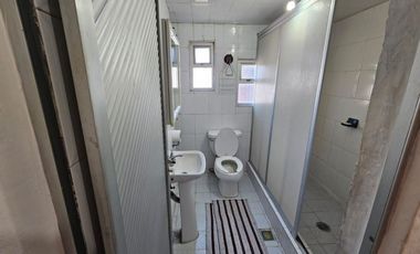 CASA EN VENTA EN METEPECSE VENDE ESPACIOSA CASA EN LA COLONIA JIMENEZ GALLARDO A PIE DE CALLE. RODEADA DE TODOS LOS SERVICIOS: A UNOS PASOS DEL ISSSTE