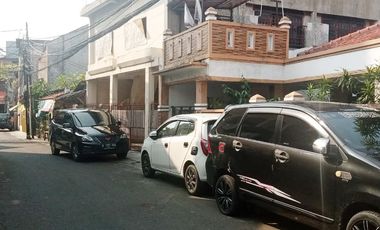 Rumah Disewakan di Johar Baru Jakarta Pusat Dekat Pasar Johar Baru, RSUD Johar Baru