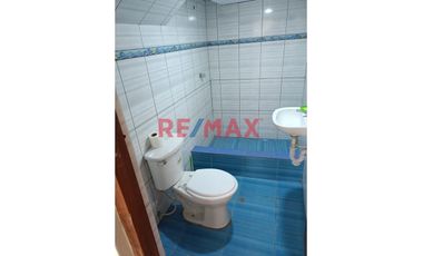 Alquiler De Local Comercial En Esquina Av. Santa Rosa