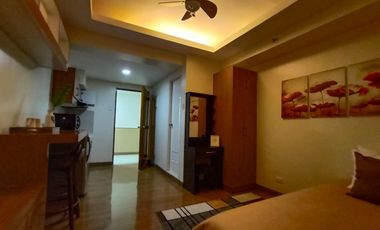 FURNISHED STUDIO IN MANDALUYONG READY TO MOVE IN