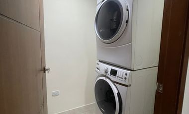 Alquiler de departamento amplio en Arcos Plaza - full amoblado