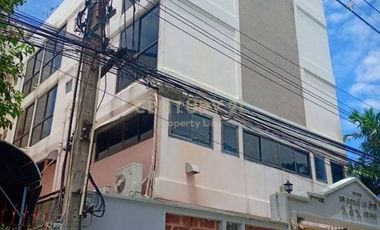 Land for sale with 5-story house, Soi Punnawithi 33 (Sukhumvit 101), land size 158 sq m, usable area 500 sq m/48-HH-67006