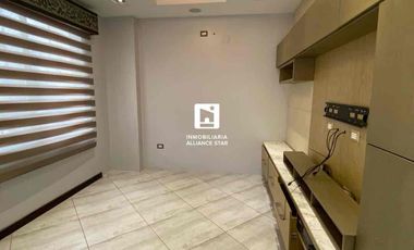 ALQUILER CASA URB. PRIVADA