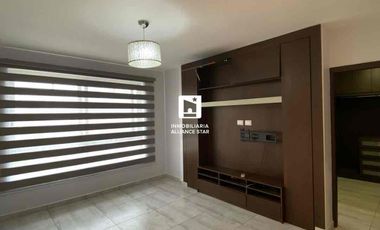 ALQUILER CASA URB. PRIVADA