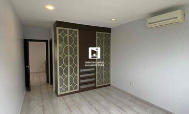 ALQUILER CASA URB. PRIVADA