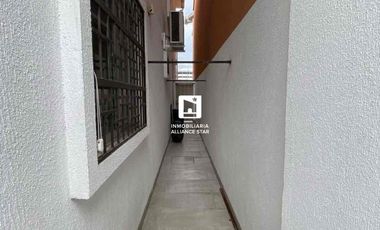ALQUILER CASA URB. PRIVADA