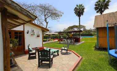 Propiedad en Pachacamac: Nave Industrial con Área Agroindustrial y 3 Casas