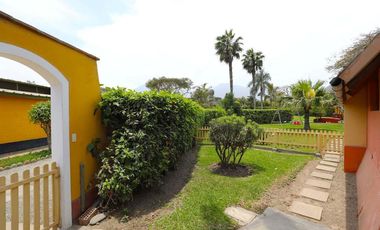 Propiedad en Pachacamac: Nave Industrial con Área Agroindustrial y 3 Casas