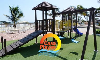 Villa de Venta en Playas Villamil, Ciudadela Cerrada Salida Al Mar, Via Data