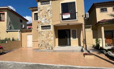 En Alquiler Casa en Portal Al Sol, Km 11.5 Via a La Costa