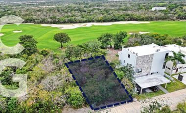 Terreno en Venta en Cancún en Residencial Cancun Country Club frente al Campo del Golf