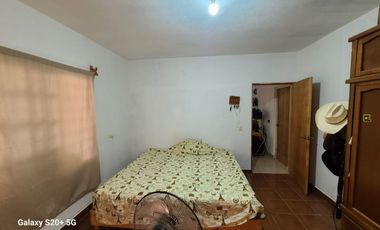 CASA QUINTA EN VENTA EN MONTEMORELOS, NL, ZONA LAS PUENTES, A ORILLA CARRETERA