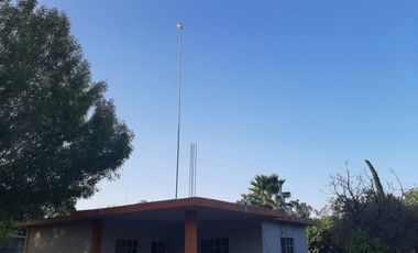 CASA QUINTA EN VENTA EN MONTEMORELOS, NL, ZONA LAS PUENTES, A ORILLA CARRETERA