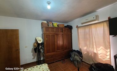 CASA QUINTA EN VENTA EN MONTEMORELOS, NL, ZONA LAS PUENTES, A ORILLA CARRETERA