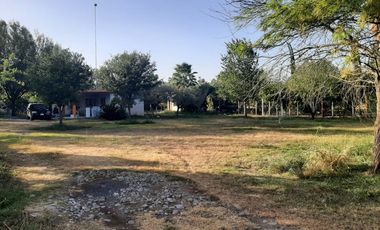 CASA QUINTA EN VENTA EN MONTEMORELOS, NL, ZONA LAS PUENTES, A ORILLA CARRETERA