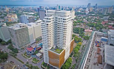 Condo for sale in Cebu City, Calyx Center 3-br with 2 parking slots