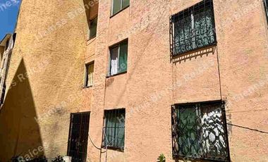 Depto. primer nivel, 2 recámaras y alcoba, Lomas de Coacalco